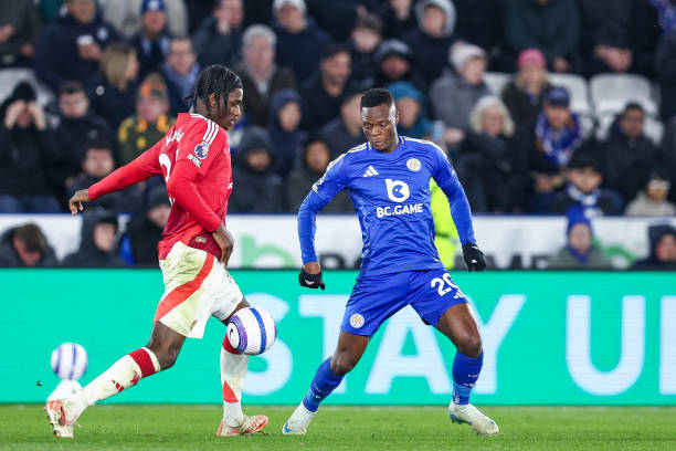 他不仅仅是 他不仅仅是